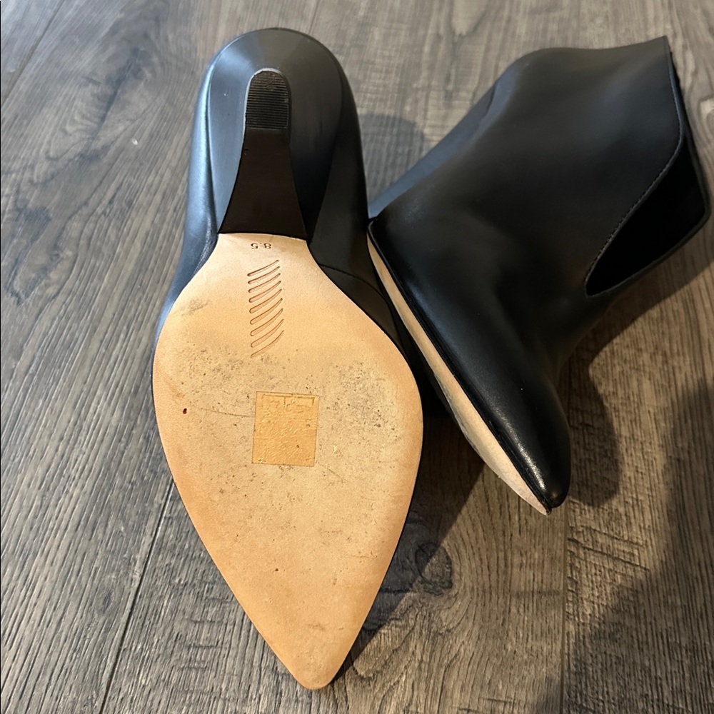 PAIGE Emi Black Pointed Toe Ankle bootie Sz 8.5M - Picture 11 of 11